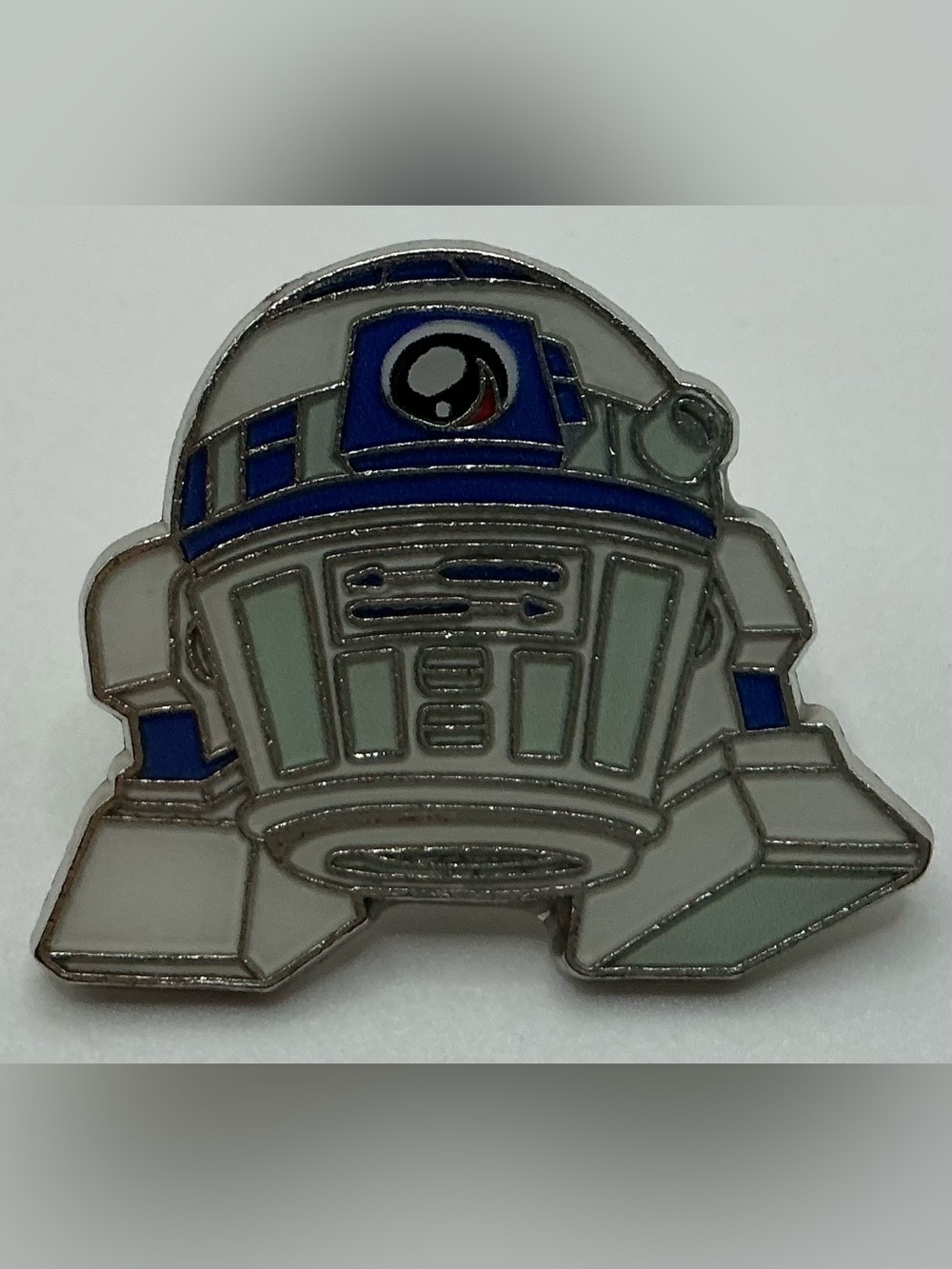 2017 DISNEY STAR WARS CUTIES COLLECTION R2-D2 COLLECTIBLE PIN